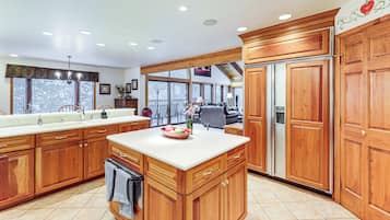 Maison (Multiple Bedrooms) | Intérieur