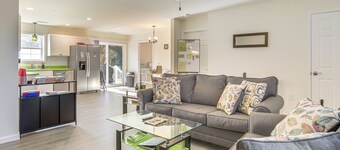 Walk to Local Eats & Docks! Crisfield Getaway