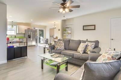 Walk to Local Eats & Docks! Crisfield Getaway