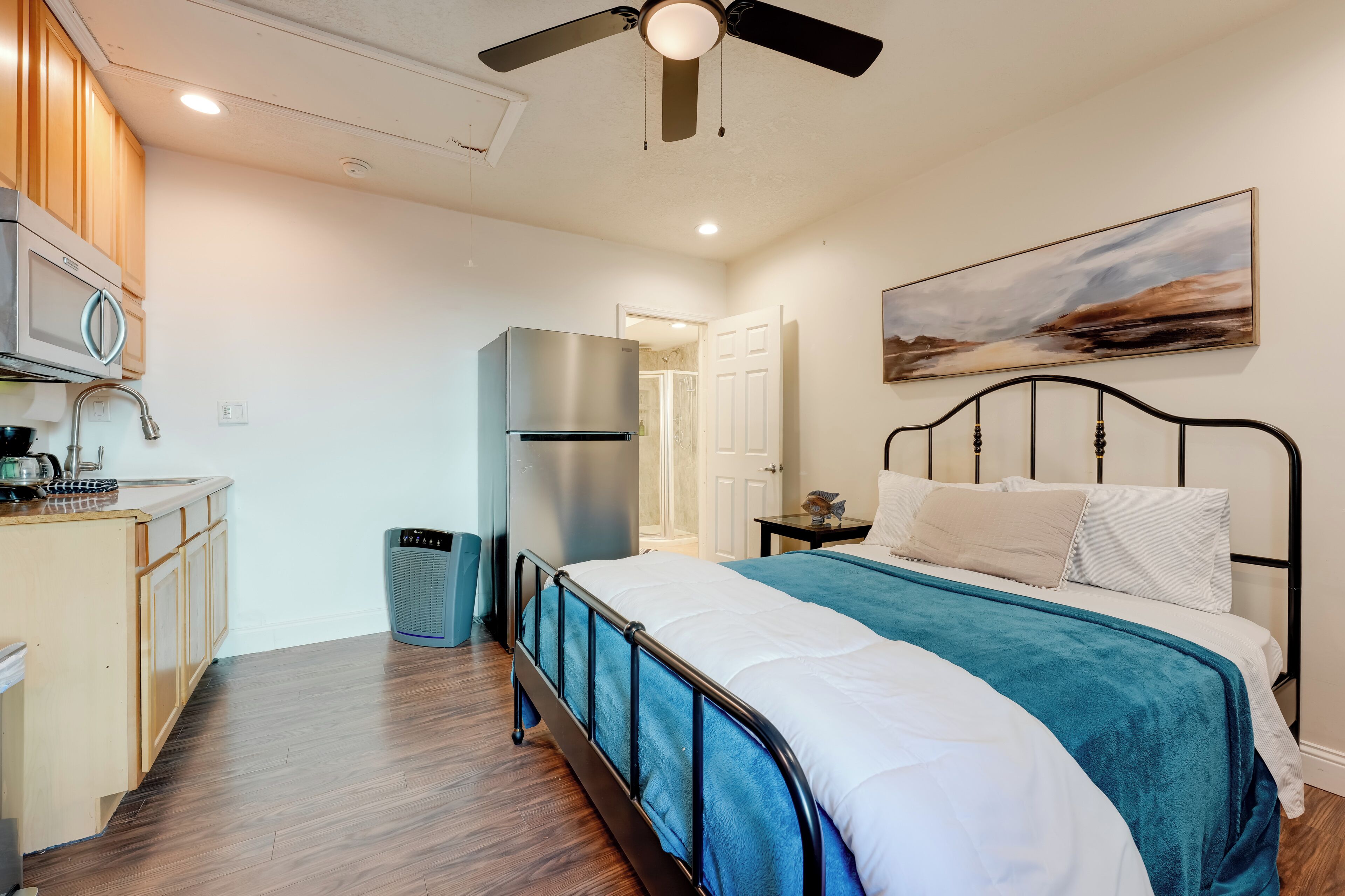 Apartment (0 Bedroom) | Interior