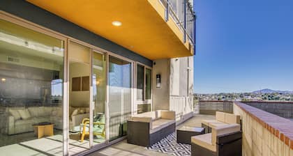 By Seaport Village & Navy Base! Chic Condo w/ Pool