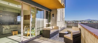 By Seaport Village & Navy Base! Chic Condo w/ Pool
