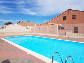 Pool - Studio Pavilion with Pool and Parking in Gruissan (Gruissan)