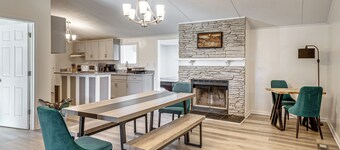 Secluded Family Home in Springfield, Pets Welcome!