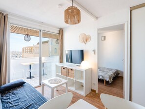 1 bedroom - Apartment Gruissan - Private Parking, Pets Allowed (Gruissan)