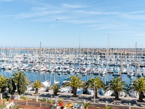 Marina - Apartment Gruissan - Private Parking, Pets Allowed (Gruissan)