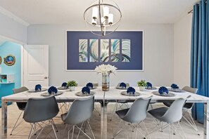 Casa (Multiple Bedrooms) | Interior