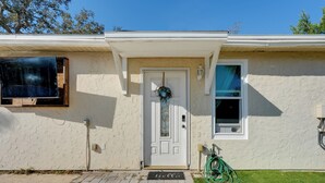 Apartment (0 Bedroom) | Interior - 6 Mi to Honeymoon Island: Studio w/ Pool Access (Palm Harbor)