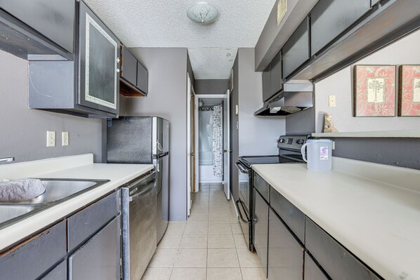 Interior - 3 Mi to Houston Medical Center: Extended Stay (Houston)