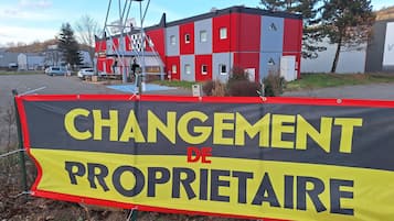 Enceinte de lâhĂ©bergement