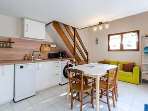 Interior - T3 Villa in Gruissan with Air Conditioning and Garden (Gruissan)