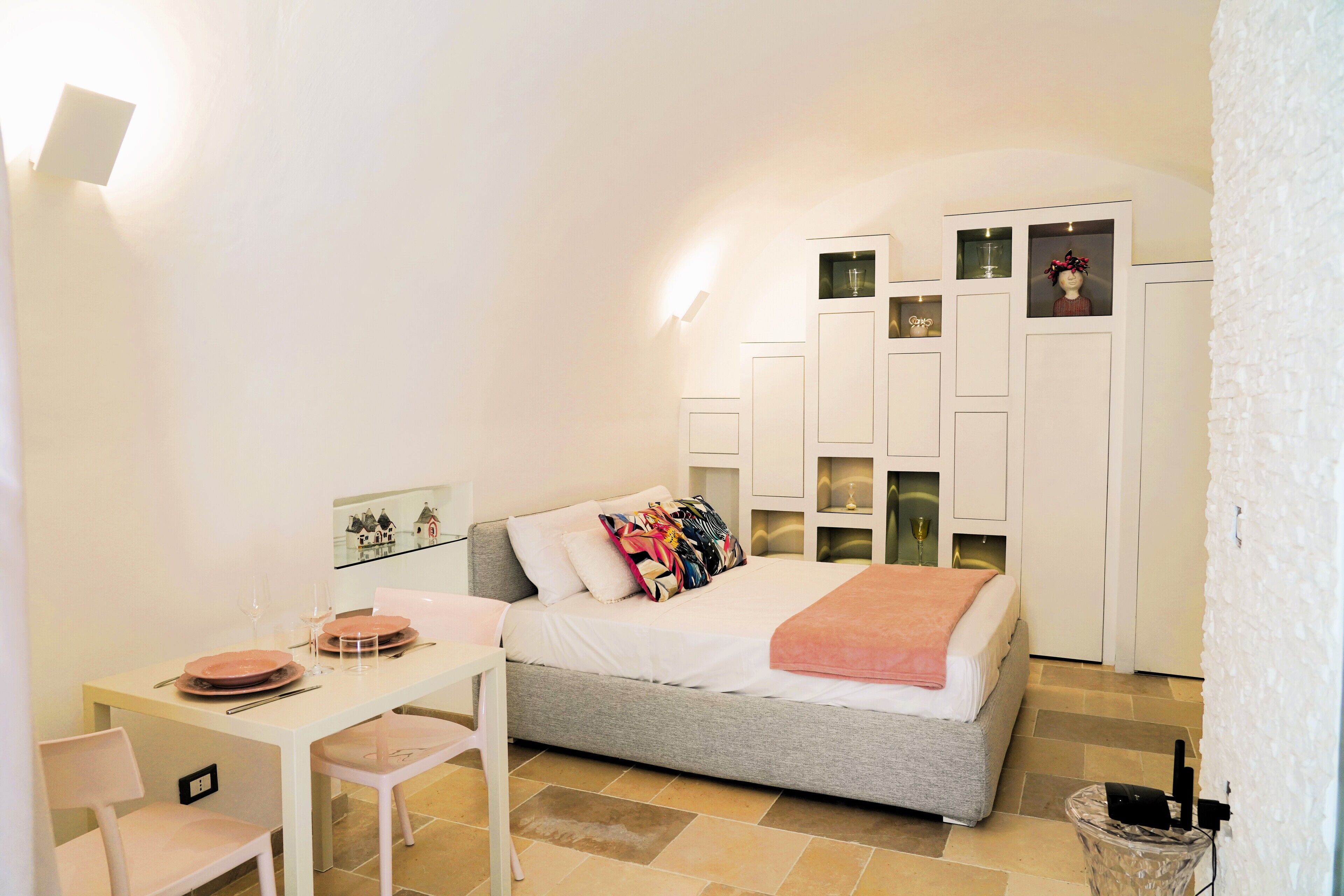 Basic-Haus | Bügeleisen/Bügelbrett, kostenloses WLAN