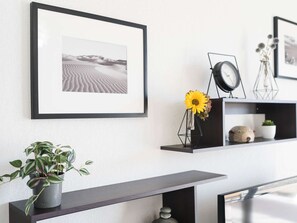 Interior - Modern 2-Bedroom Apartment with Balconies, 300m from the Beach in Narbonne (Narbonne)