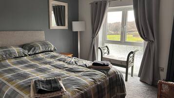 2 chambres, fer et planche Ă repasser, lit parapluie, Wi-Fi gratuit