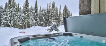 Bottom Floor, Walk Out Condo with great ski access and private hot tub!