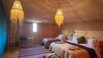 Comfort Single Room, Desert View | In-room safe