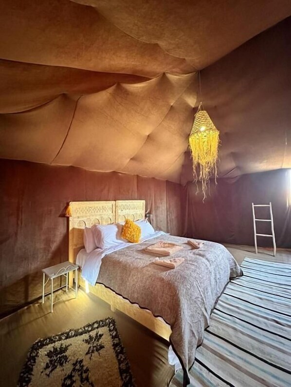 Comfort Triple Room, Desert View | In-room safe - MOROCCO LUXURY CAMP (Merzouga)