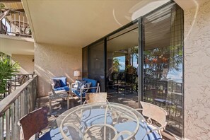 Outdoor dining - Luana Kai #B-208 Full A/C, Ocean, pool & courtyard views! (Kihei)
