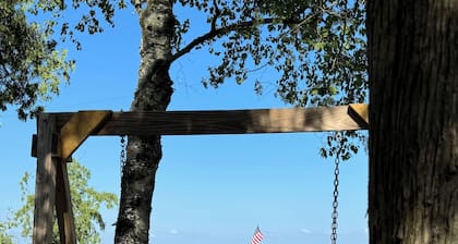 Door County Sunsets, cozy cottage with private beach!