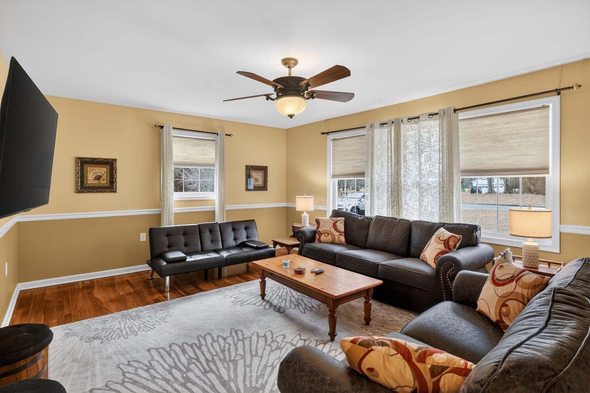 House, 3 Bedrooms | Living area | Smart TV, streaming services