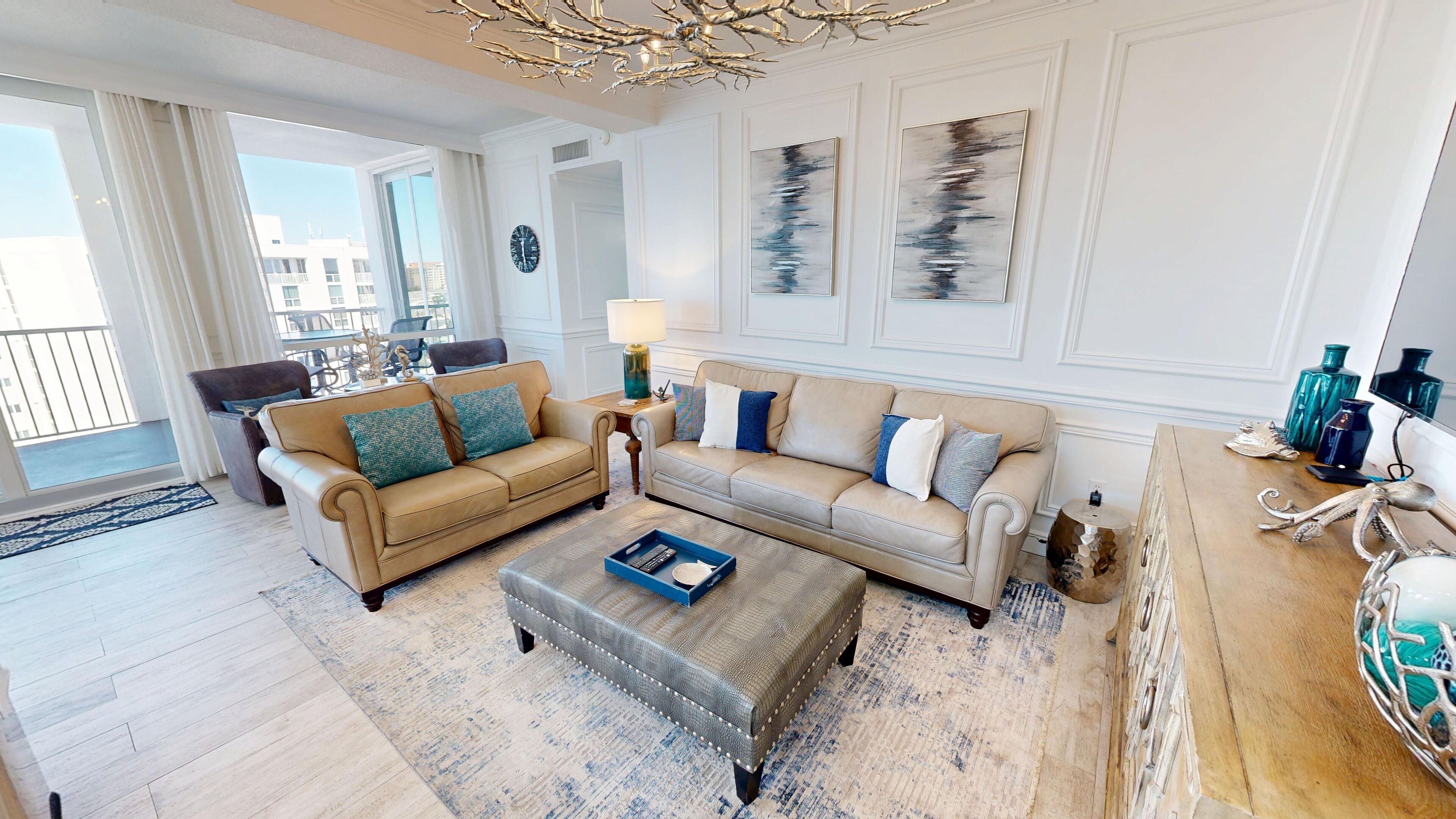 Condo, 3 Bedrooms | Living area