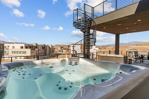 House, Multiple Bedrooms | Outdoor spa tub - Pickleball Penthouse 10 Bedroom Home (St. George)