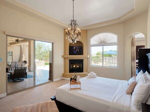 4 bedrooms, desk, iron/ironing board, travel cot - The Family Room-Pool & Outdoor Games-Game Room (Scottsdale)