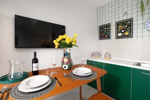 微波炉、茶具/咖啡用具、厨具/餐具