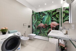 淋浴设施、毛巾