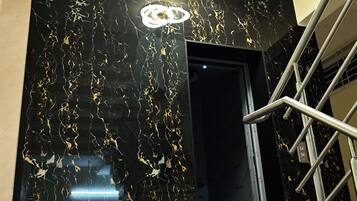 Elevator