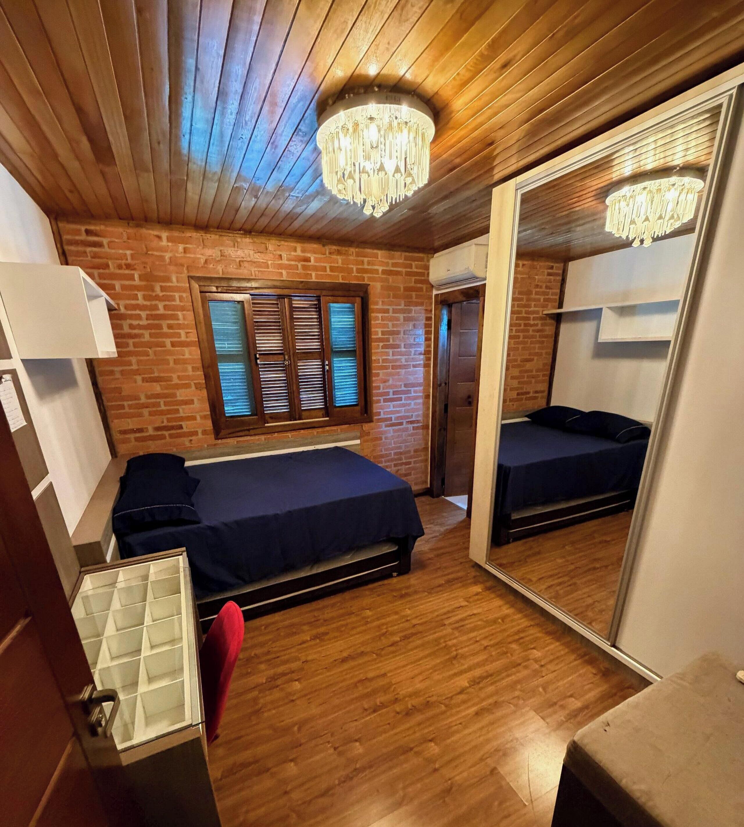 Chaumière luxueuse, baignoire à remous, vue sur la montagne | Minibar, décor unique, ameublement unique, accès au Wi-Fi (inclus)