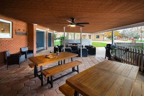 Outdoor dining - Group Retreat | Hot Tub • Game Room • Walk to Main (Johnson City)