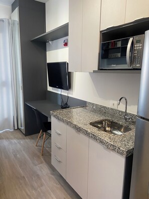 Interior - Cozy studio apartment 500m from the metro, in Vila Maria and near Ibirapuera Park. (São Paulo)