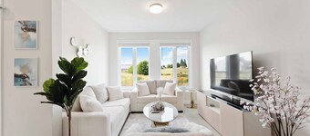 Luxury 4BR Home* Brand New & Great Location!