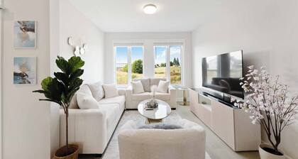 Luxury 4BR Home* Brand New & Great Location!