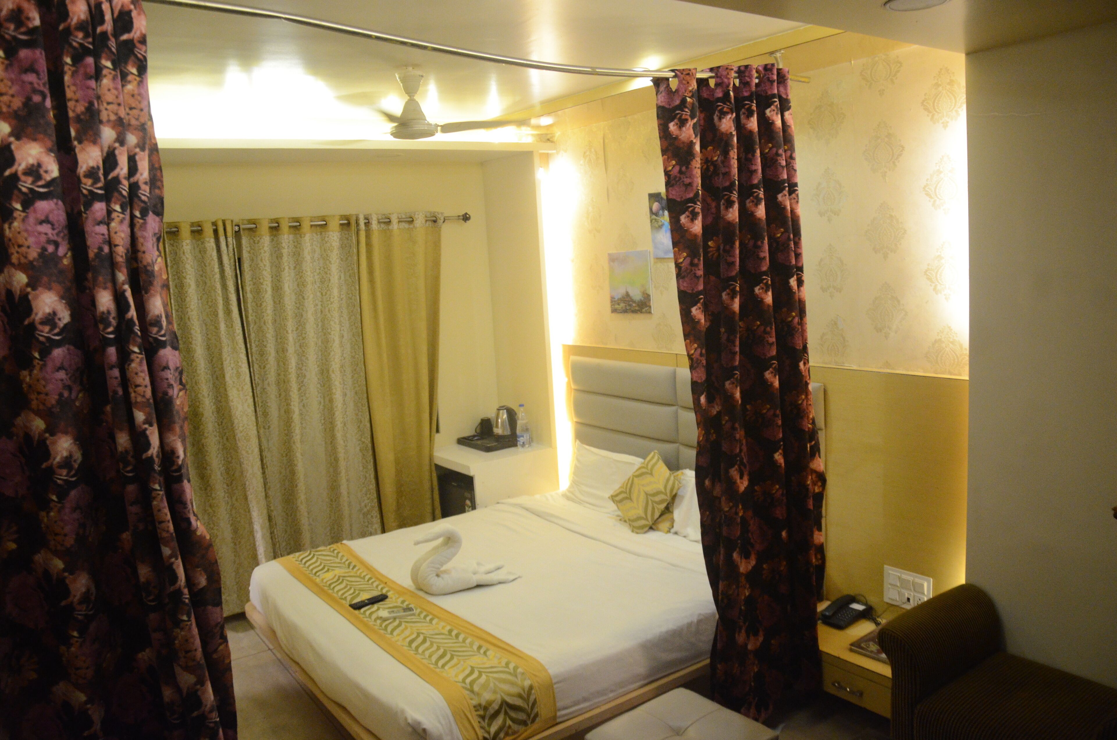 Phòng Premium, quang cảnh thành phố | Bàn, khu vực làm việc phù hợp cho laptop 