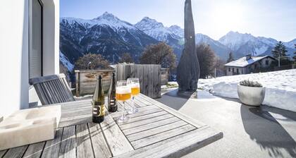 Chasa Vital - High-quality vacation apartment with an elegant ambience in Sent