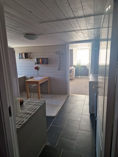 Quaint 1-bedroom bed & breakfast in charming Vestland