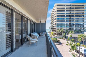 Property grounds - 🌴Pool, Beach Access, Workout Room, Best of Bay and Gulf location!🐬Mansions By Th (Treasure Island)