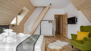 House | 3 bedrooms, individually furnished