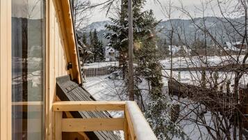 House | Property grounds