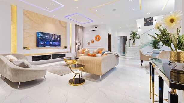 Superior-Apartment, Balkon, Stadtblick | Wohnbereich