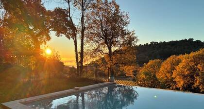 Enjoy nature in an enchanting and fantastic setting in Cucuron