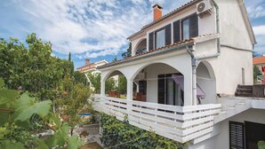 Exterior - Apartment Vesna by Interhome (Krk/Pinezići)