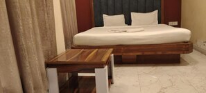 Free WiFi - Shan Aqua Tulip  (Kolkata)