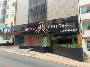 Exterior detail - Hotel Catedral (Brasília)
