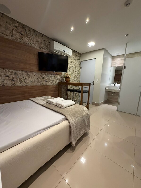 Double Room | Free WiFi - Hotel Catedral (Brasília)