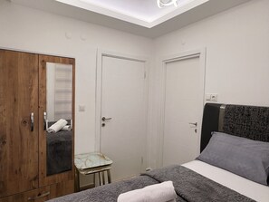 Classic Apartment | Desk, soundproofing, free rollaway beds, free WiFi - Saklıkonak Otel (Isparta)