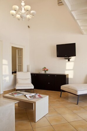 Interior - 1809 Villa (Santorini)