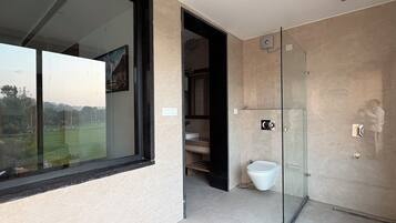 Free toiletries, hair dryer, towels, soap